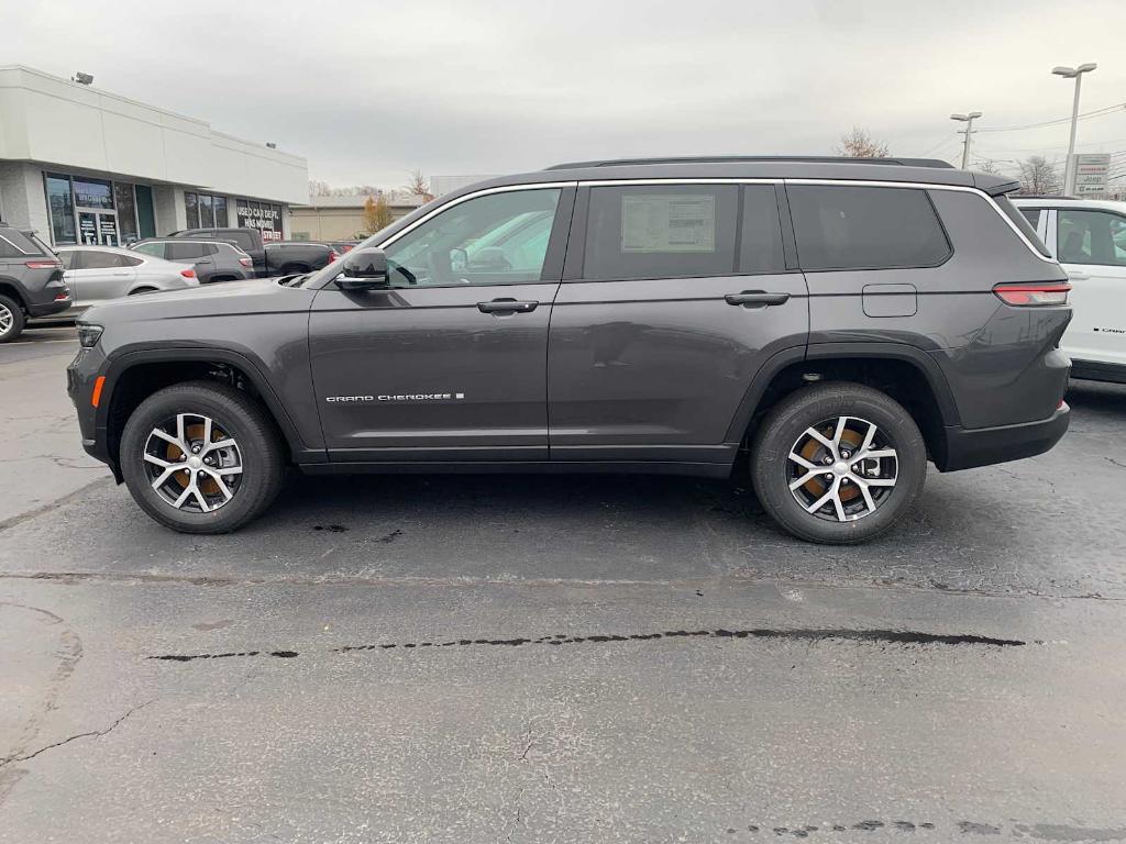 new 2025 Jeep Grand Cherokee L car, priced at $46,521