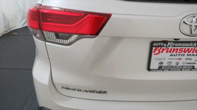 used 2017 Toyota Highlander car, priced at $28,860