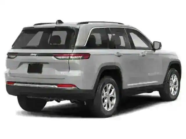 new 2025 Jeep Grand Cherokee car, priced at $47,745