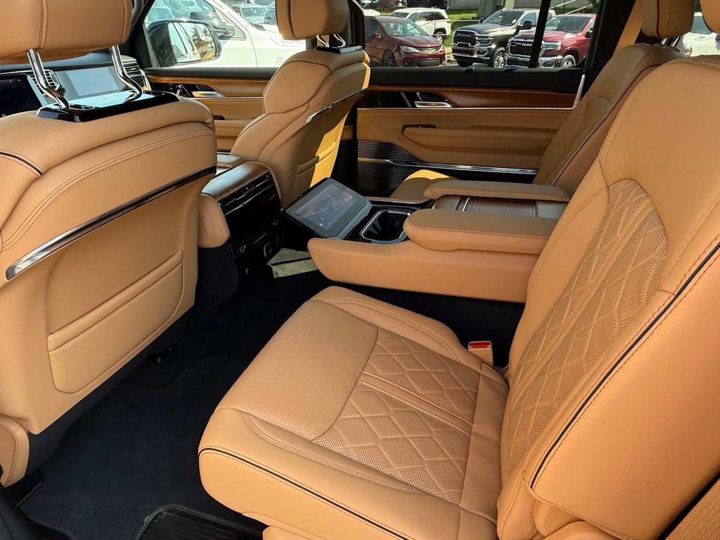 new 2025 Jeep Grand Wagoneer car, priced at $101,908
