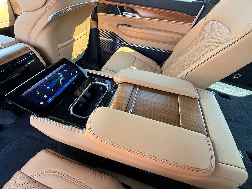 new 2025 Jeep Grand Wagoneer car, priced at $101,908