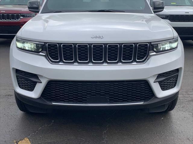 new 2025 Jeep Grand Cherokee car, priced at $41,247