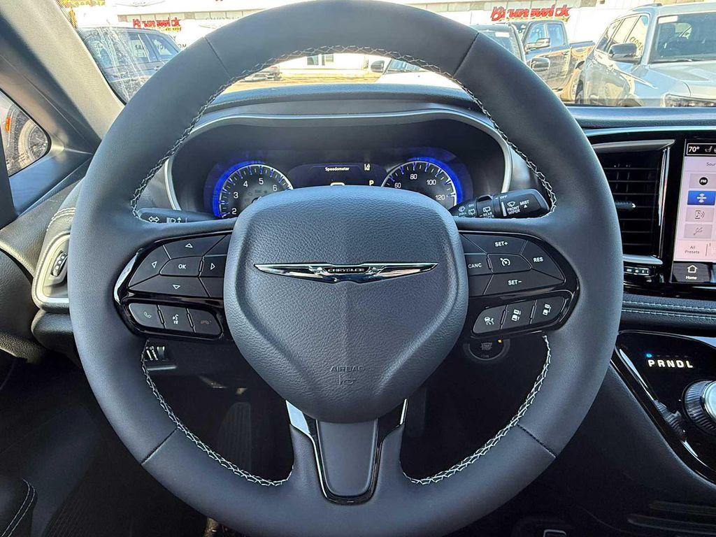 new 2026 Chrysler Pacifica car, priced at $46,437