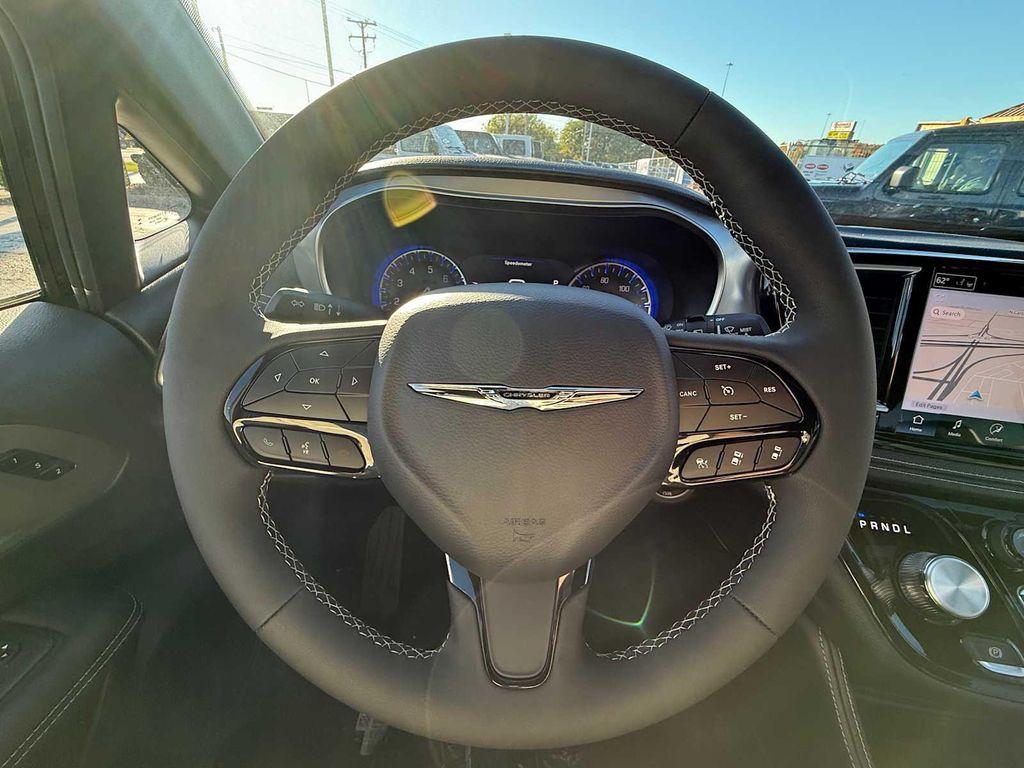 new 2026 Chrysler Pacifica car, priced at $55,006