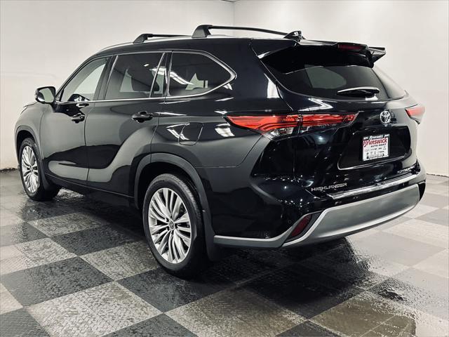 used 2023 Toyota Highlander Hybrid car, priced at $50,001