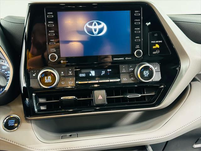 used 2022 Toyota Highlander car, priced at $42,595