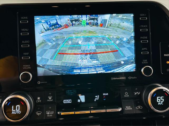 used 2022 Toyota Highlander car, priced at $42,595