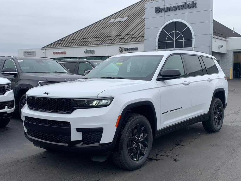 new 2025 Jeep Grand Cherokee L car, priced at $45,747