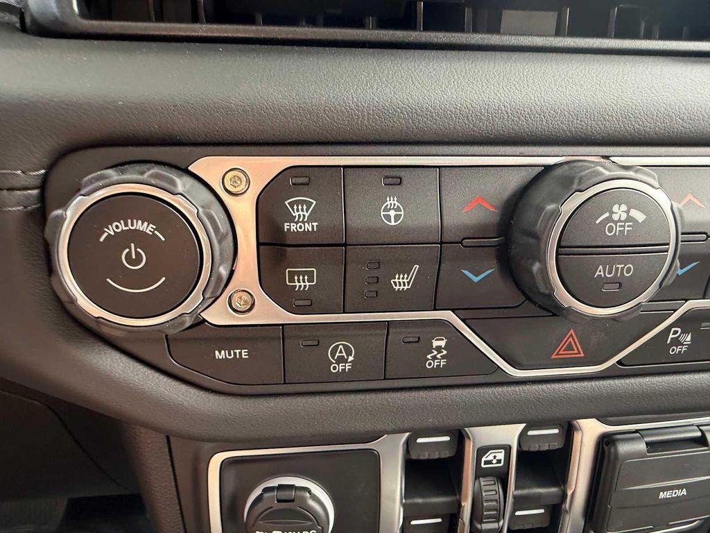 new 2025 Jeep Wrangler car, priced at $49,680