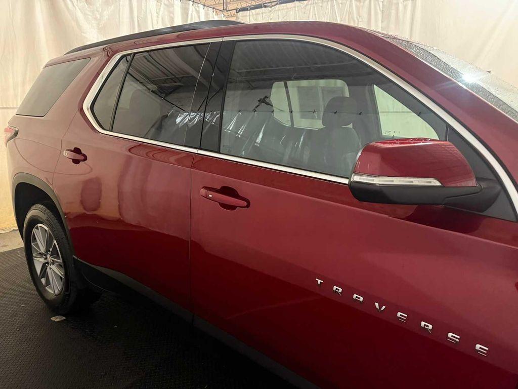 used 2023 Chevrolet Traverse car, priced at $33,225