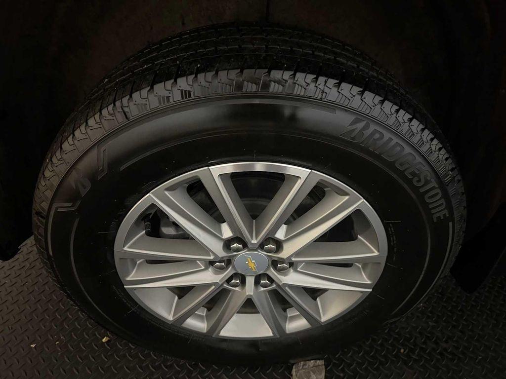 used 2023 Chevrolet Traverse car, priced at $33,225