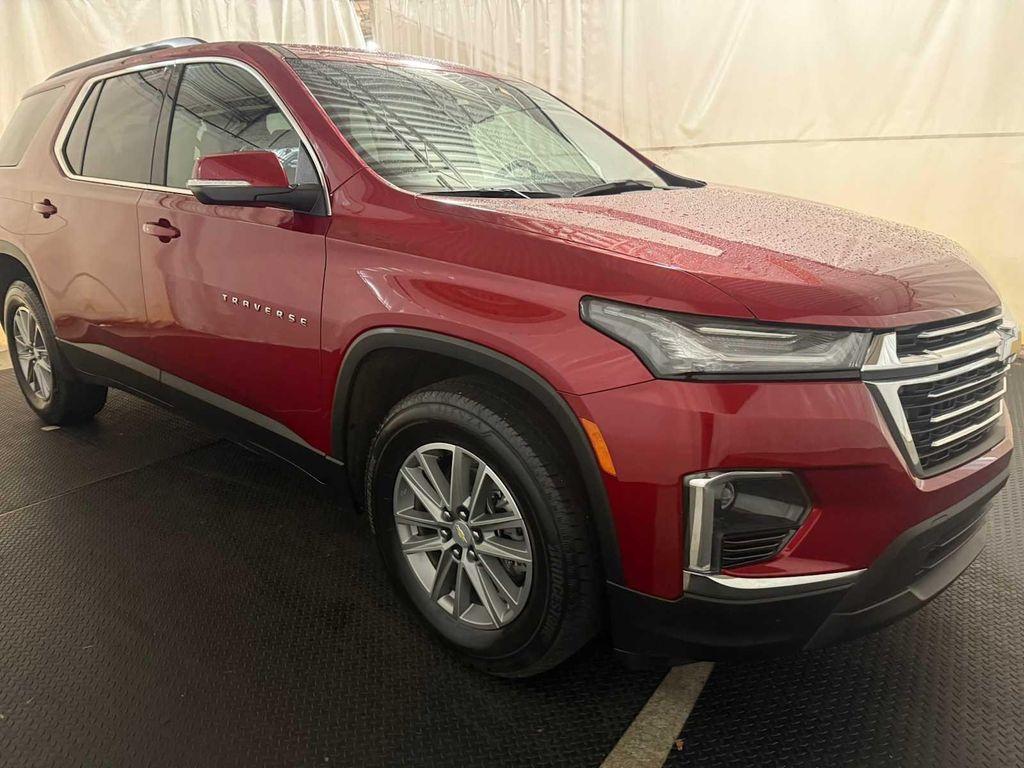 used 2023 Chevrolet Traverse car, priced at $33,225