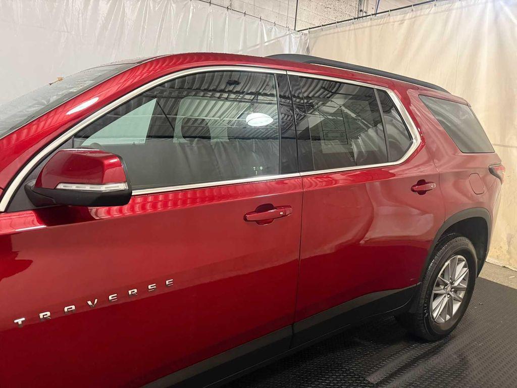 used 2023 Chevrolet Traverse car, priced at $33,225
