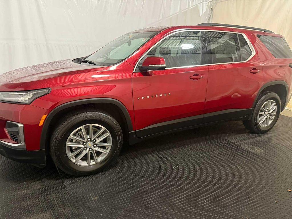 used 2023 Chevrolet Traverse car, priced at $33,225