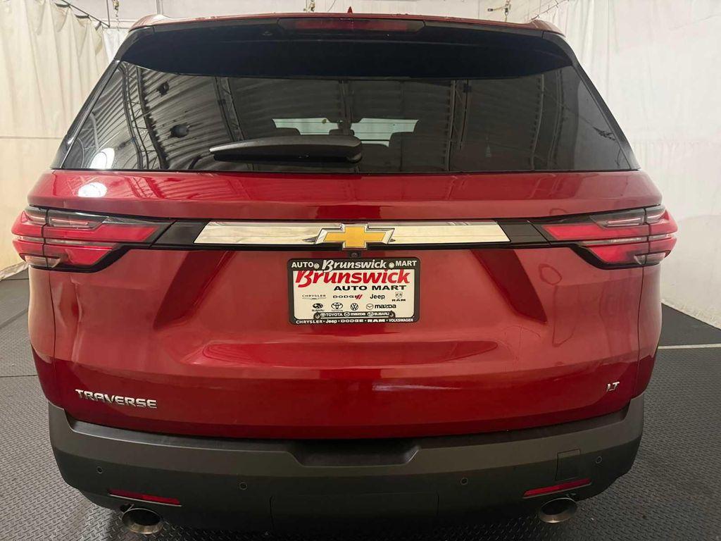 used 2023 Chevrolet Traverse car, priced at $33,225