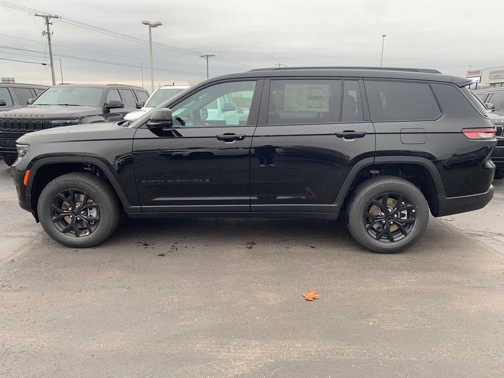 new 2025 Jeep Grand Cherokee L car, priced at $45,100