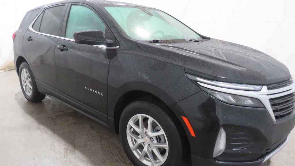 used 2022 Chevrolet Equinox car, priced at $24,220