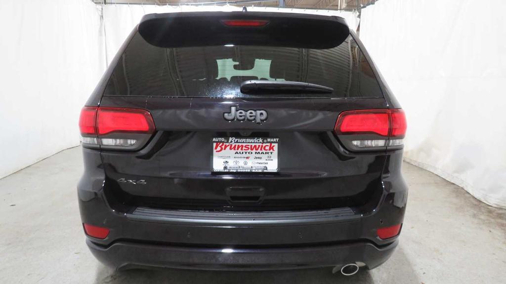 used 2021 Jeep Grand Cherokee car, priced at $36,095