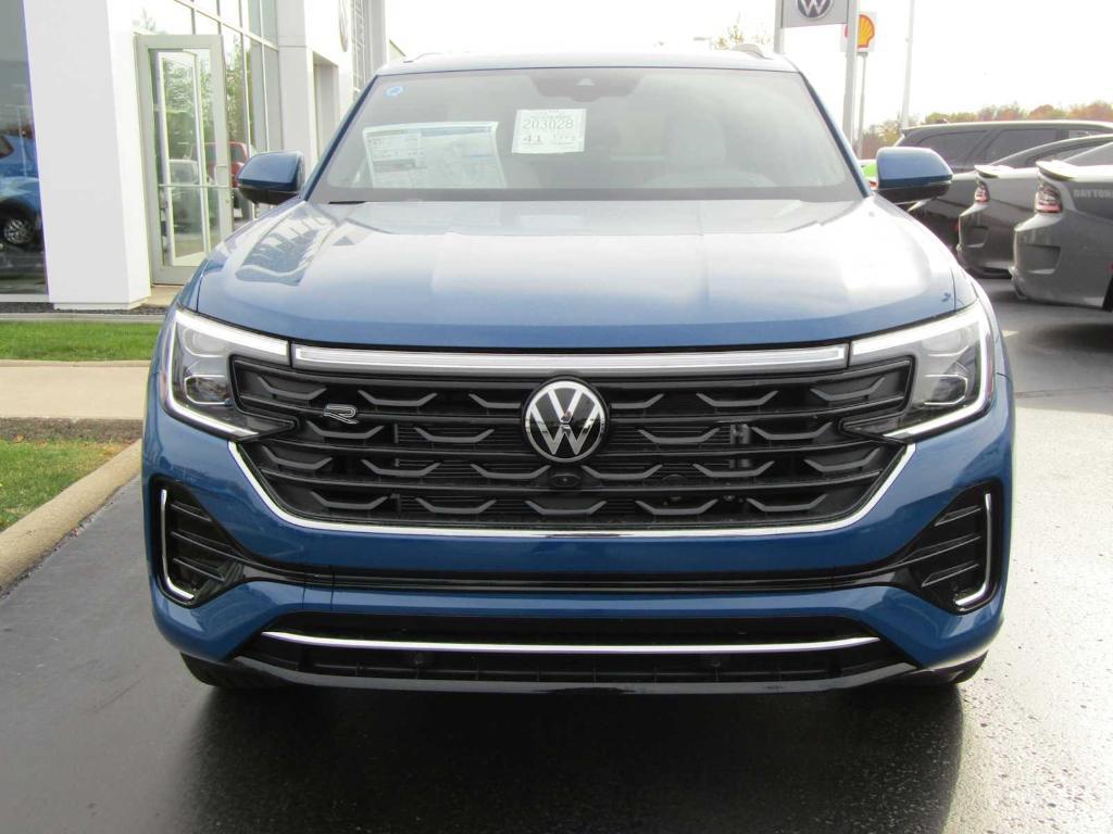 new 2025 Volkswagen Atlas Cross Sport car, priced at $52,603