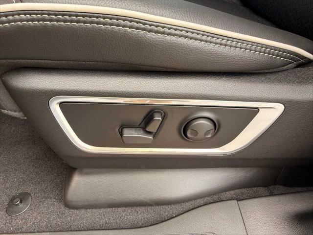 new 2025 Ram 1500 car, priced at $62,615