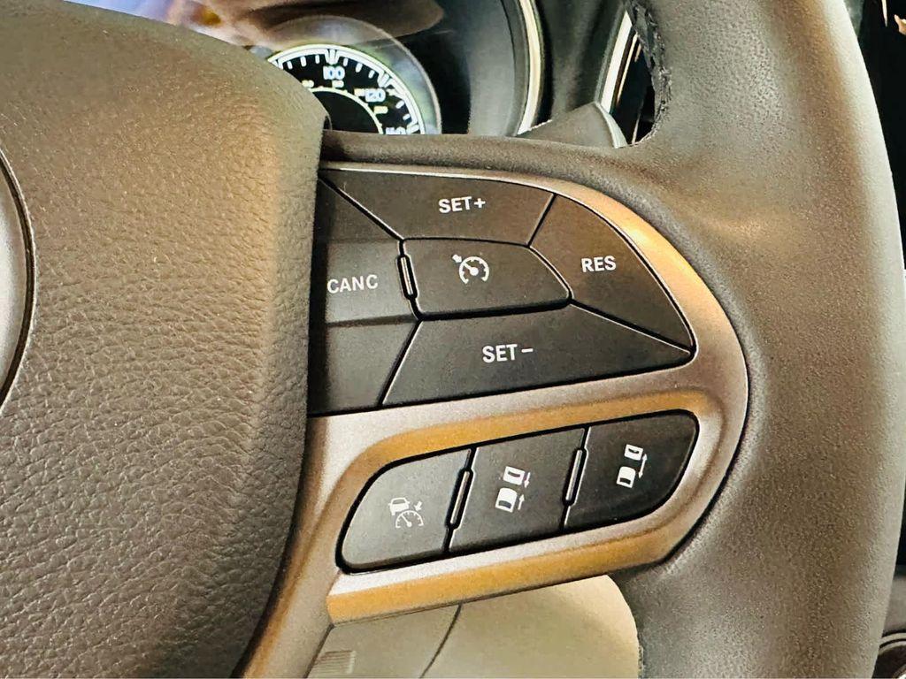 used 2021 Jeep Cherokee car, priced at $24,805
