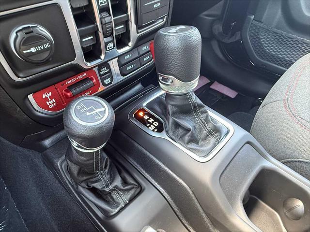 new 2025 Jeep Wrangler car, priced at $60,753
