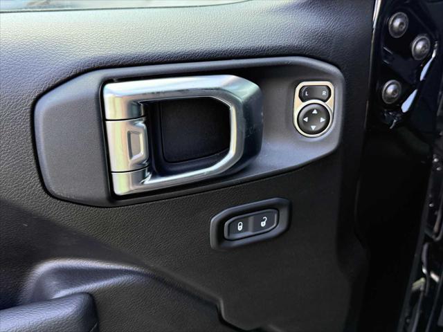 new 2025 Jeep Wrangler car, priced at $60,753