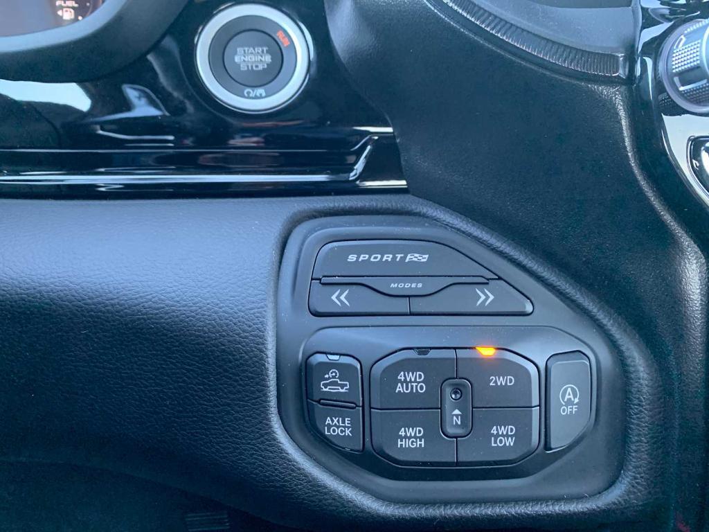 new 2025 Ram 1500 car, priced at $75,286