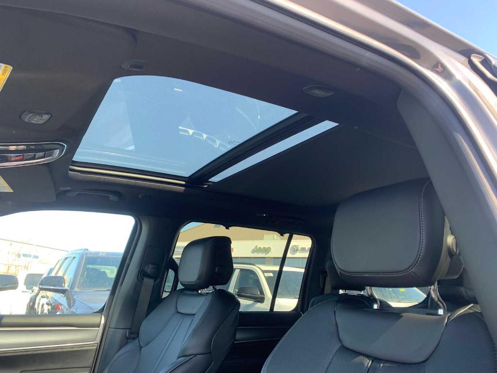 new 2025 Jeep Wagoneer car, priced at $72,796