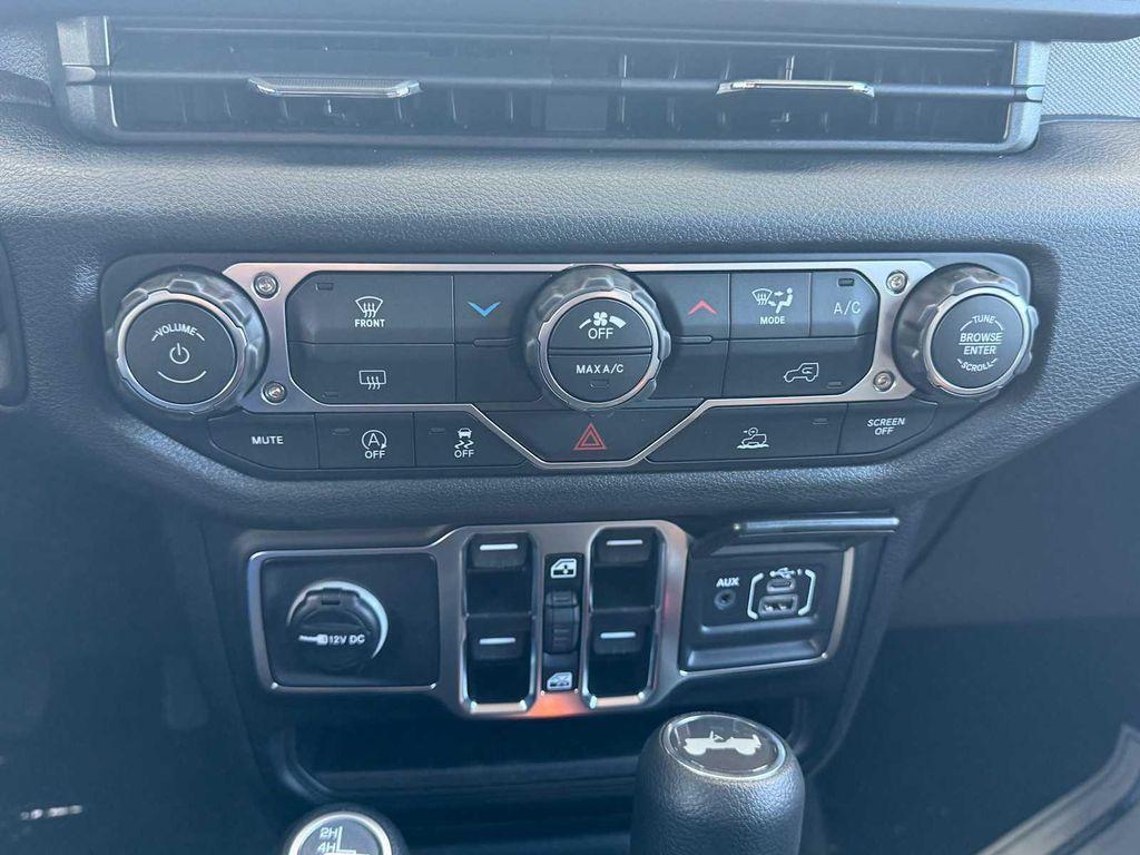 new 2026 Jeep Wrangler car, priced at $41,243