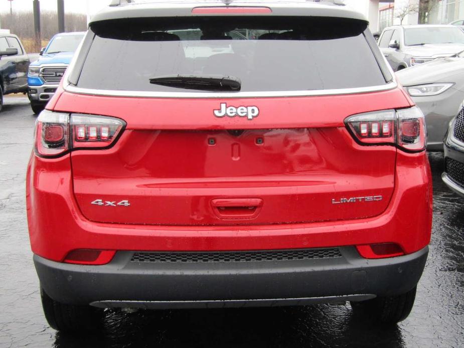 new 2024 Jeep Compass car, priced at $32,605