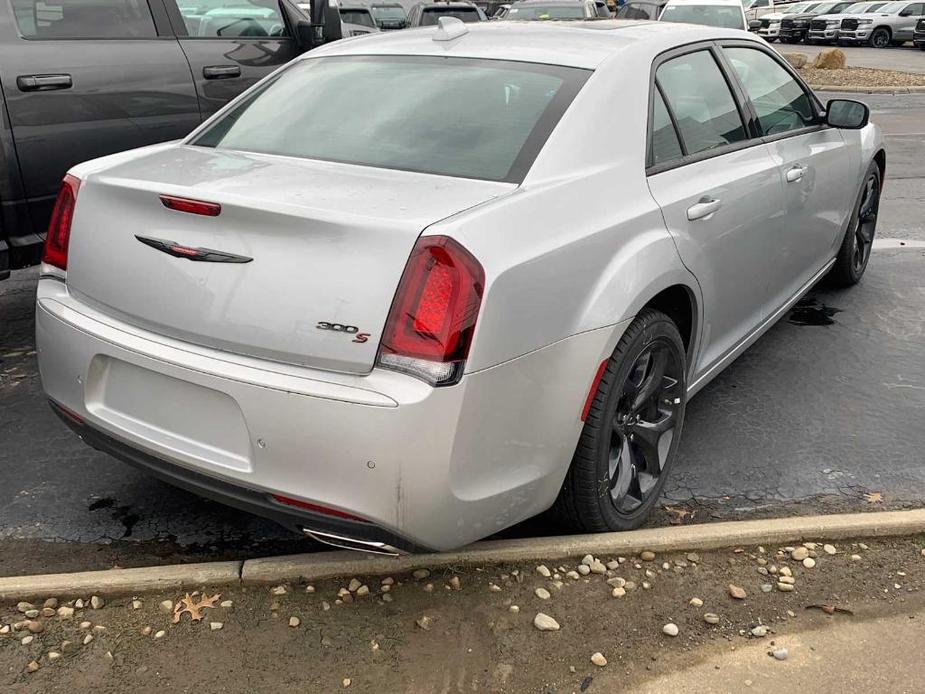 new 2023 Chrysler 300 car, priced at $39,900