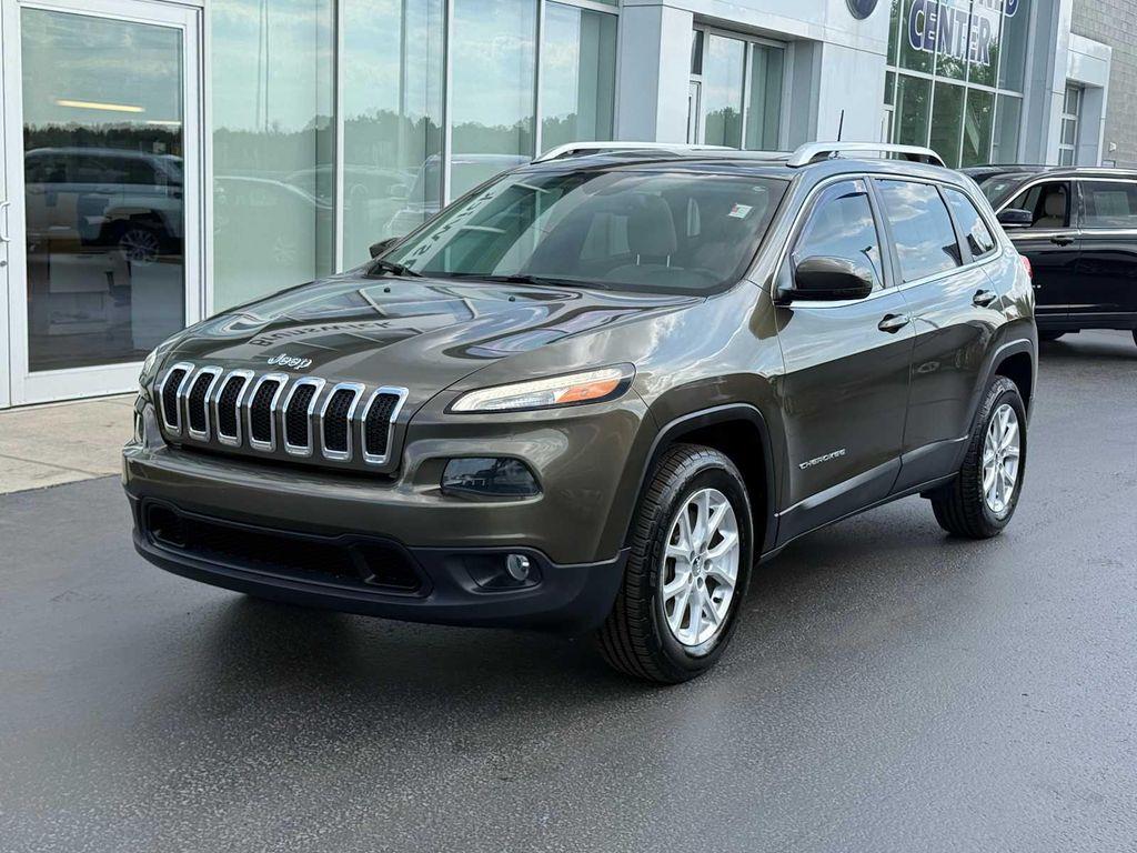 used 2016 Jeep Cherokee car, priced at $12,921