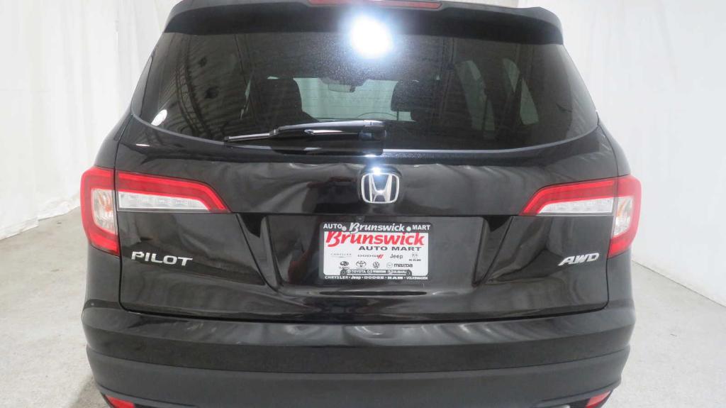 used 2021 Honda Pilot car, priced at $27,634