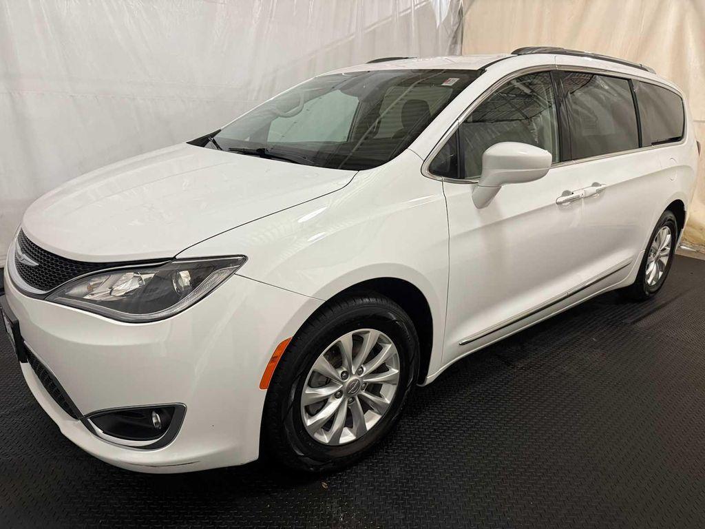 used 2018 Chrysler Pacifica car, priced at $19,887