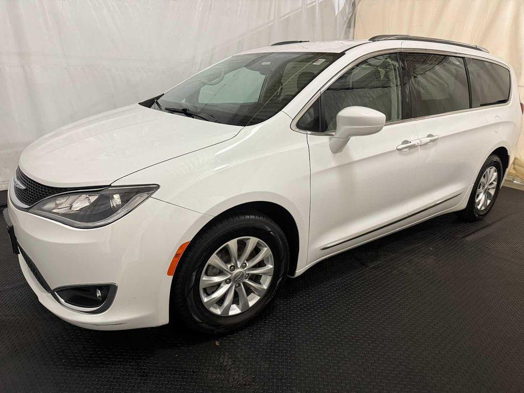 used 2018 Chrysler Pacifica car, priced at $19,887