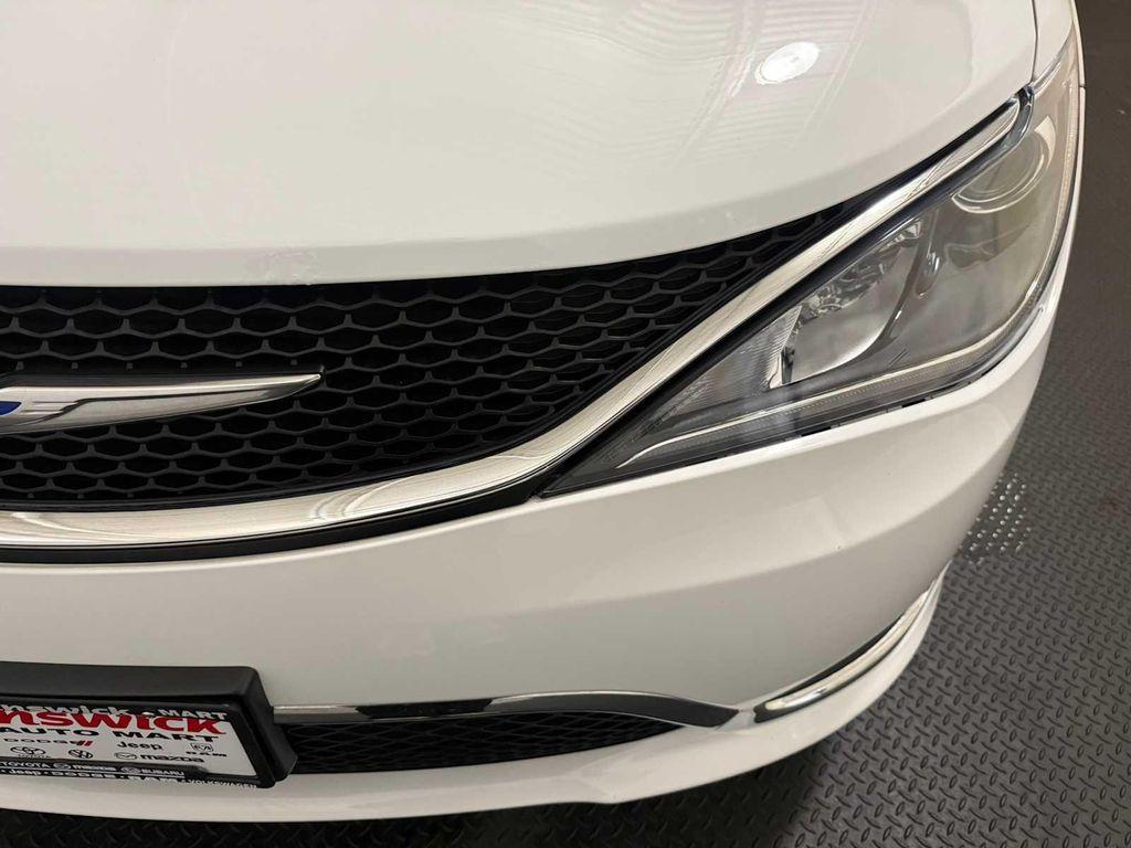 used 2018 Chrysler Pacifica car, priced at $19,887