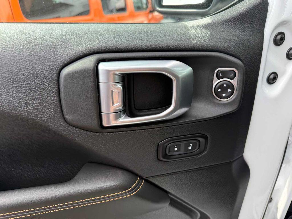 new 2025 Jeep Wrangler car, priced at $52,858