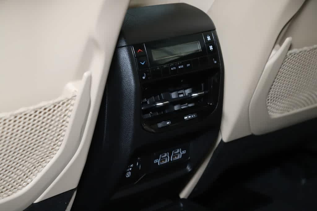 used 2022 Jeep Grand Cherokee L car, priced at $37,075