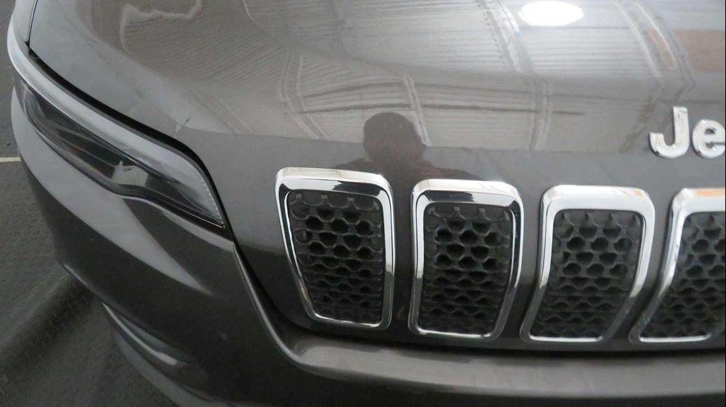used 2022 Jeep Cherokee car, priced at $25,445