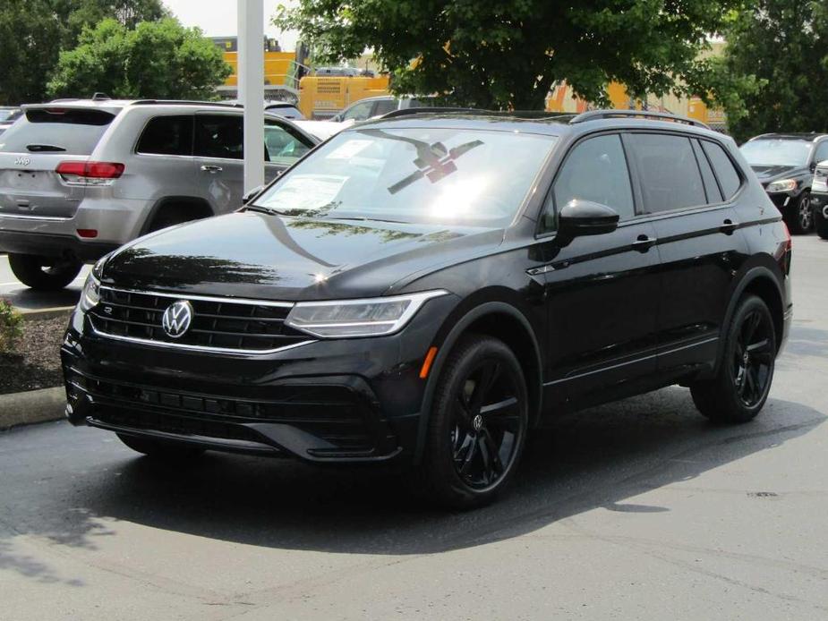 new 2024 Volkswagen Tiguan car, priced at $36,975