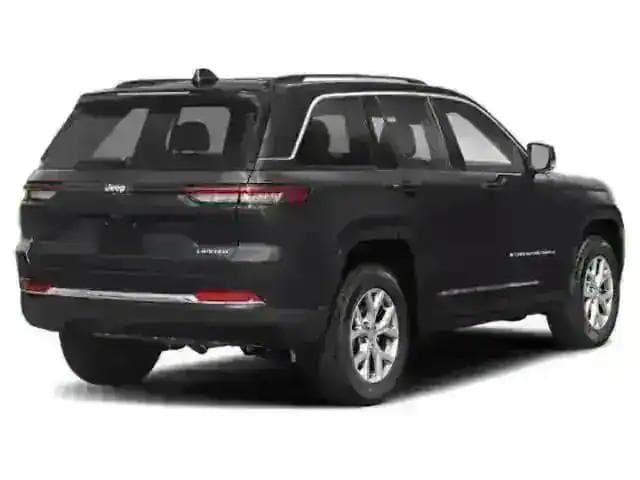 new 2025 Jeep Grand Cherokee car, priced at $45,803