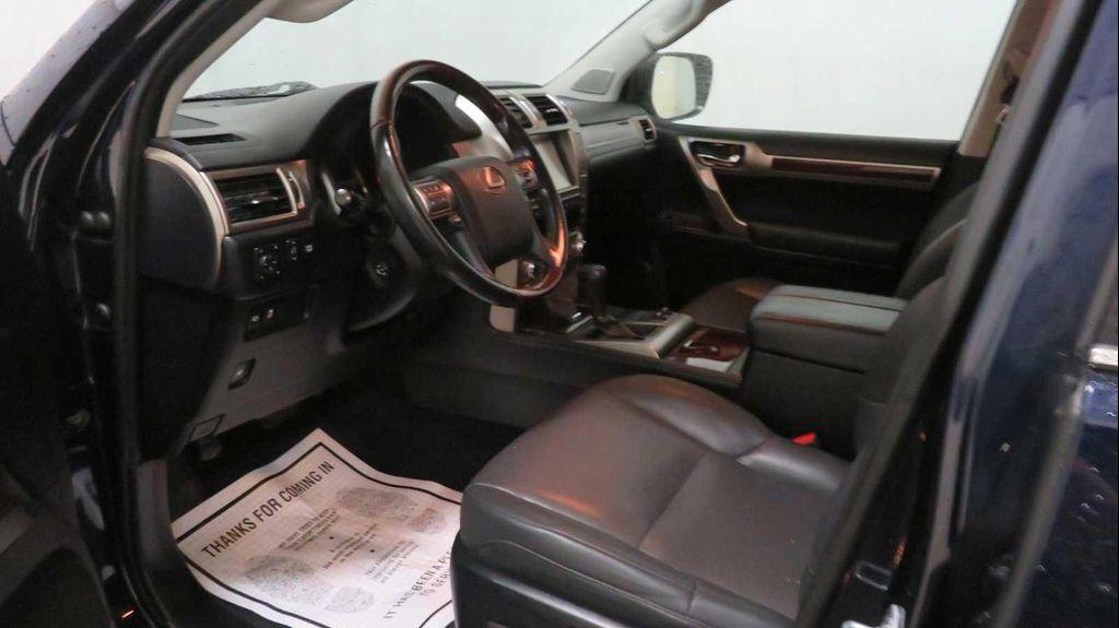 used 2019 Lexus GX 460 car, priced at $33,833