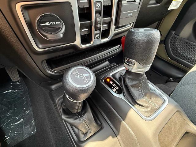 new 2025 Jeep Wrangler car, priced at $50,870