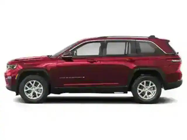 new 2025 Jeep Grand Cherokee car, priced at $42,021