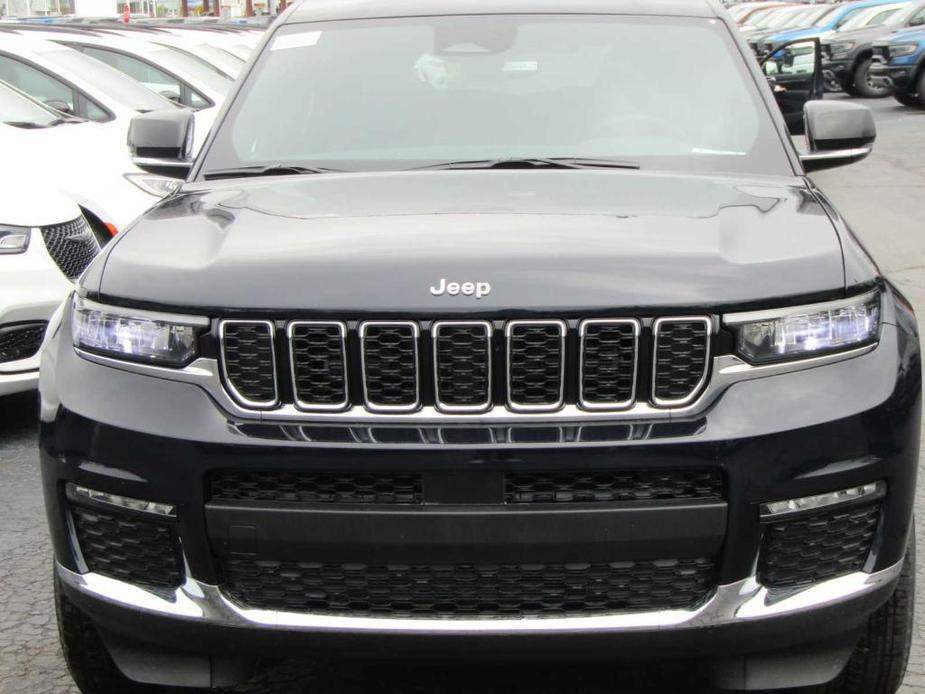 new 2024 Jeep Grand Cherokee L car, priced at $48,752