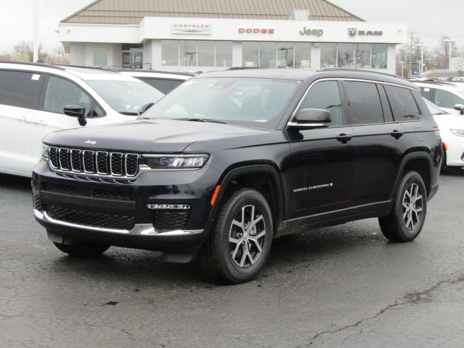 new 2024 Jeep Grand Cherokee L car, priced at $48,752