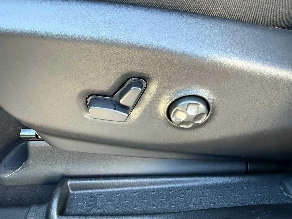 new 2026 Chrysler Pacifica car, priced at $54,626