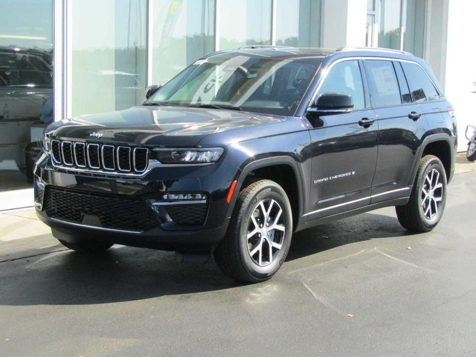 new 2024 Jeep Grand Cherokee car, priced at $51,688