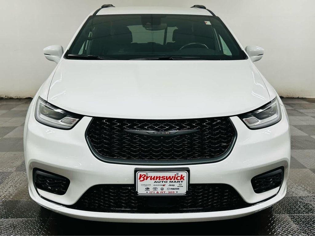 used 2021 Chrysler Pacifica car, priced at $31,929